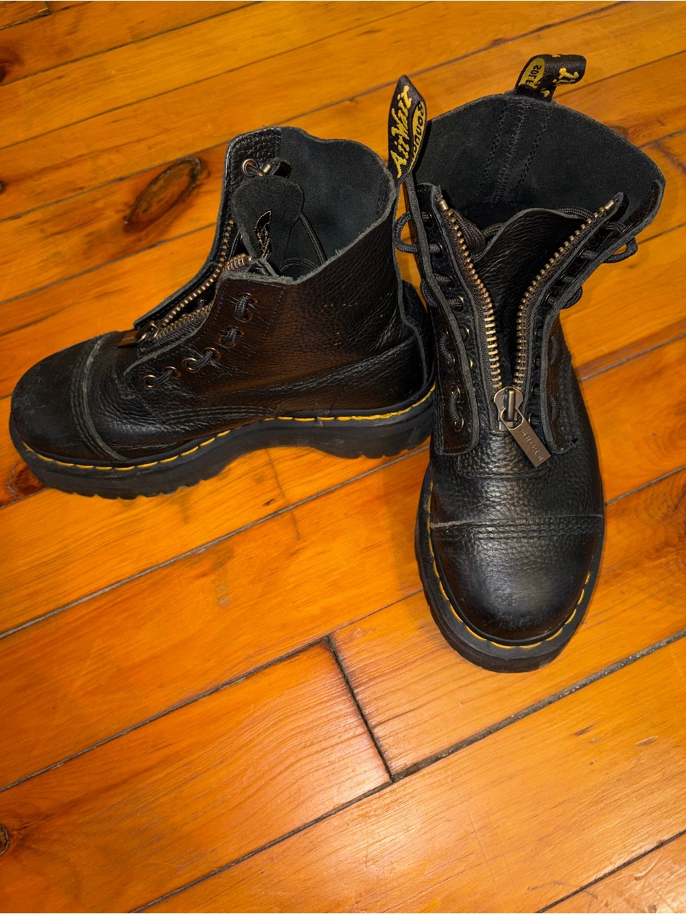 Platform zip up Dr. martens